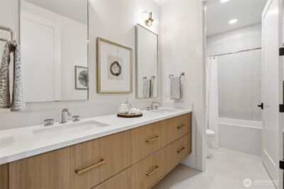 2202 102nd Place SE, Bellevue, WA 98004 - Photo 28