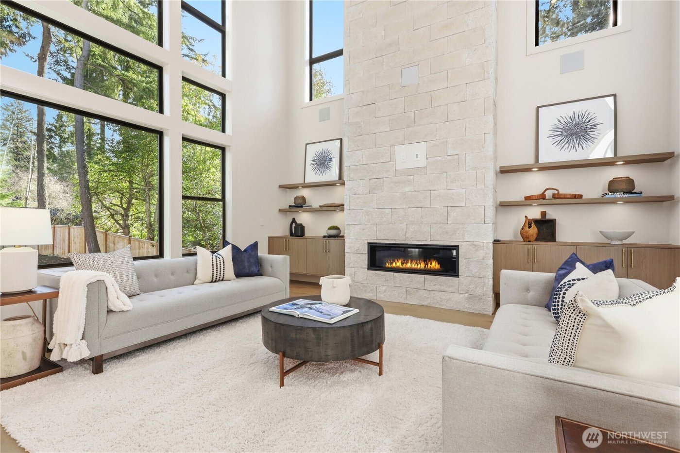 2202 102nd Place SE, Bellevue, WA 98004