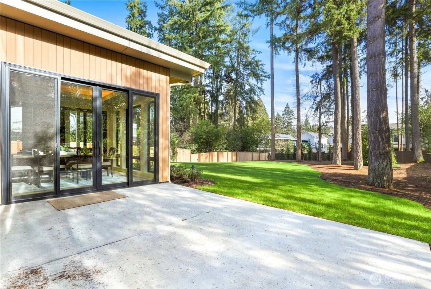 2202 102nd Place SE, Bellevue, WA 98004