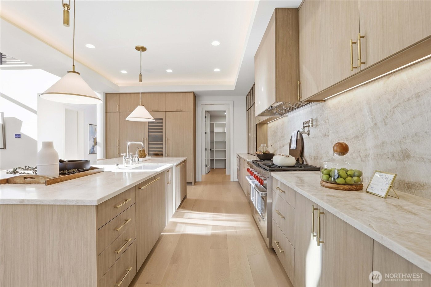 2202 102nd Place SE, Bellevue, WA 98004