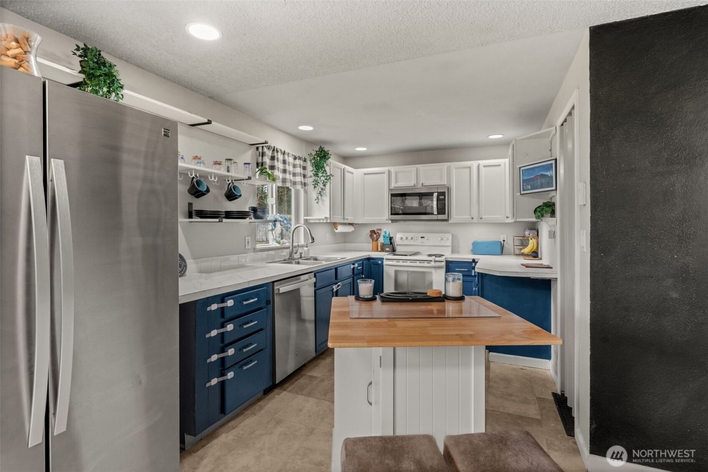 9312 Snowberry Circle W, University Place, WA 98467