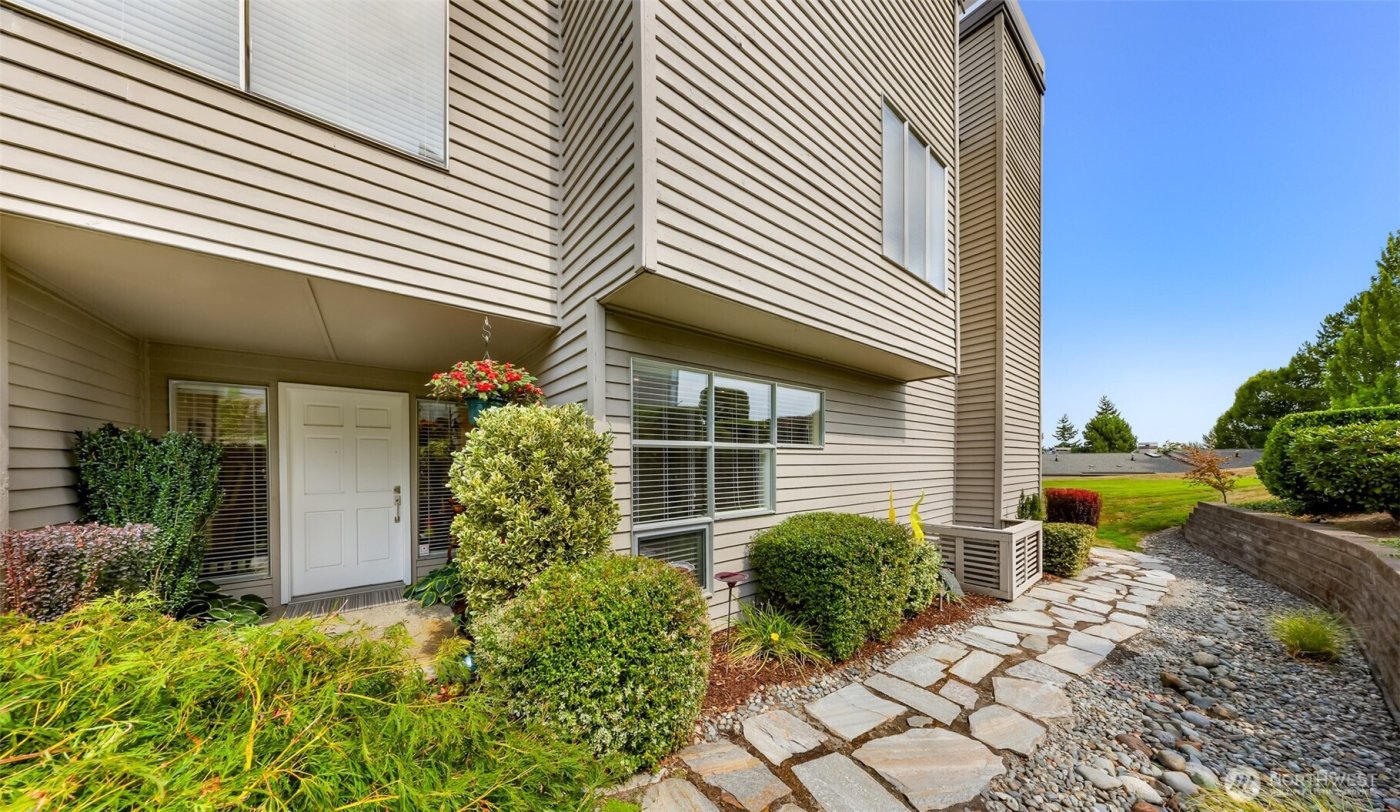 7250 Old Redmond Road #J138, Redmond, WA 98052
