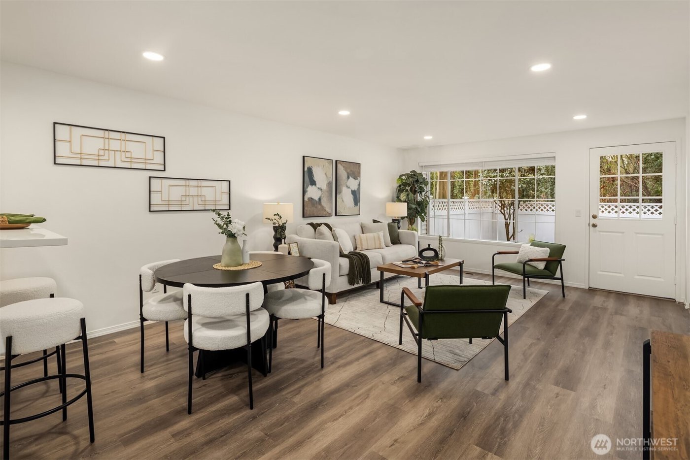 10215 NE 129th Lane , Kirkland, WA 98034