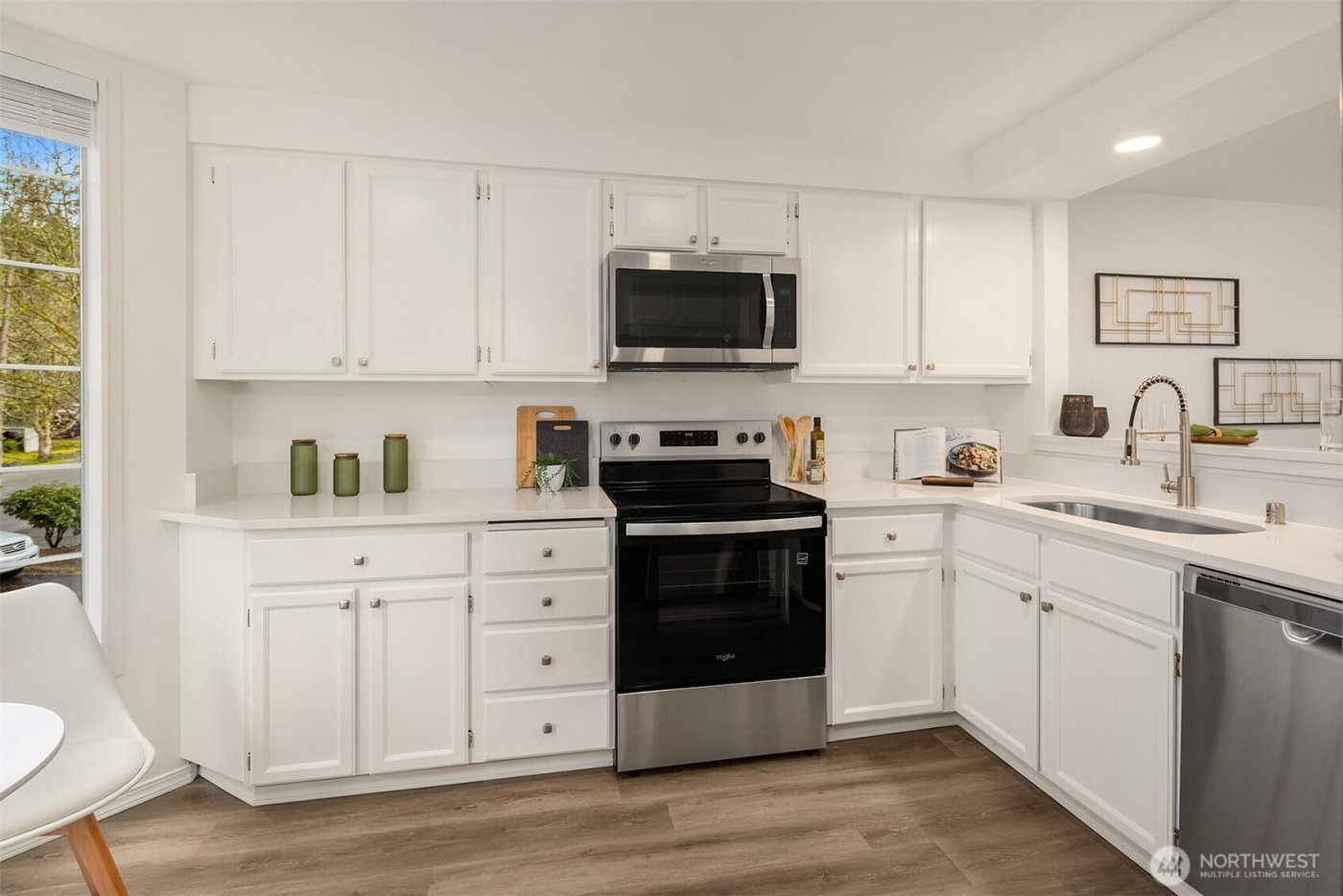 10215 NE 129th Lane , Kirkland, WA 98034