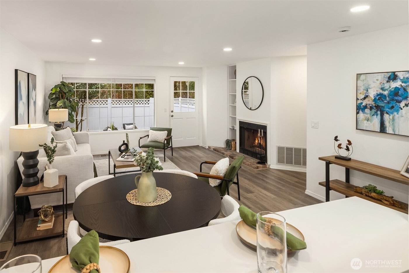 10215 NE 129th Lane , Kirkland, WA 98034