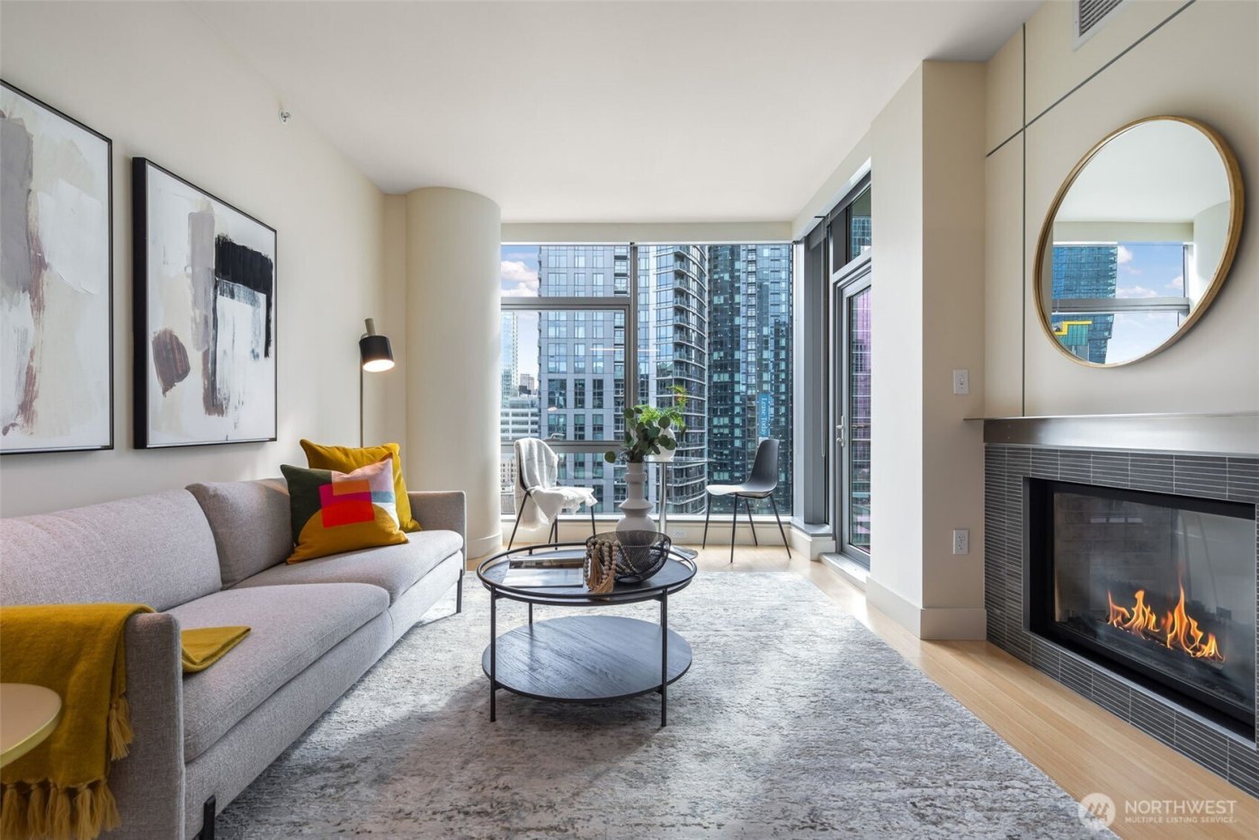 820 Blanchard Street #1406, Seattle, WA 98121