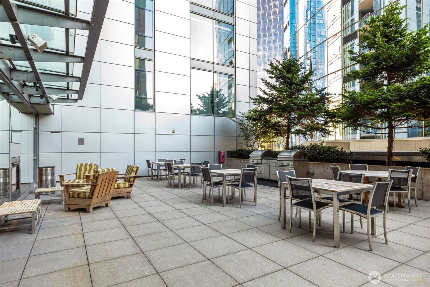 820 Blanchard Street #1406, Seattle, WA 98121