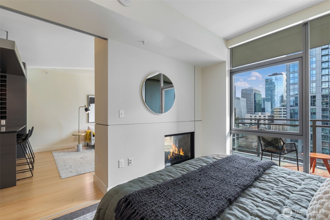 820 Blanchard Street #1406, Seattle, WA 98121