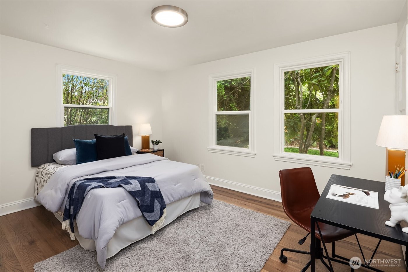 6833 47th Avenue NE, Seattle, WA 98115