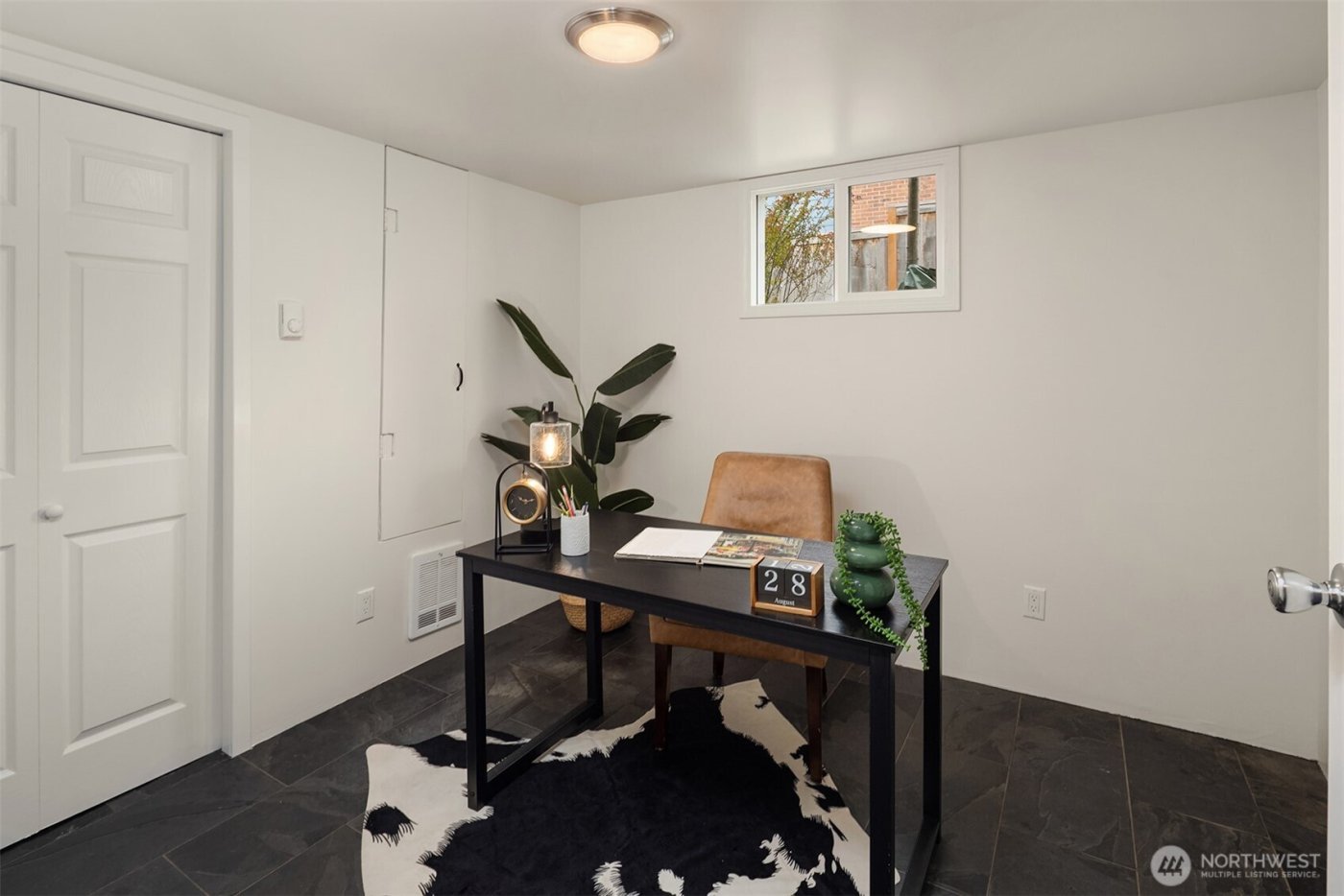 6833 47th Avenue NE, Seattle, WA 98115