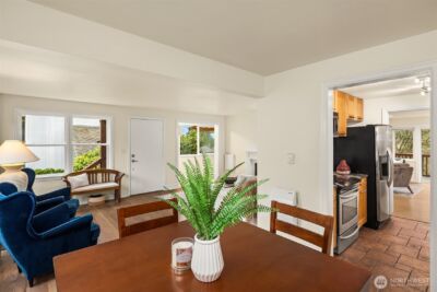 6833 47th Avenue NE, Seattle, WA 98115 - Photo 9