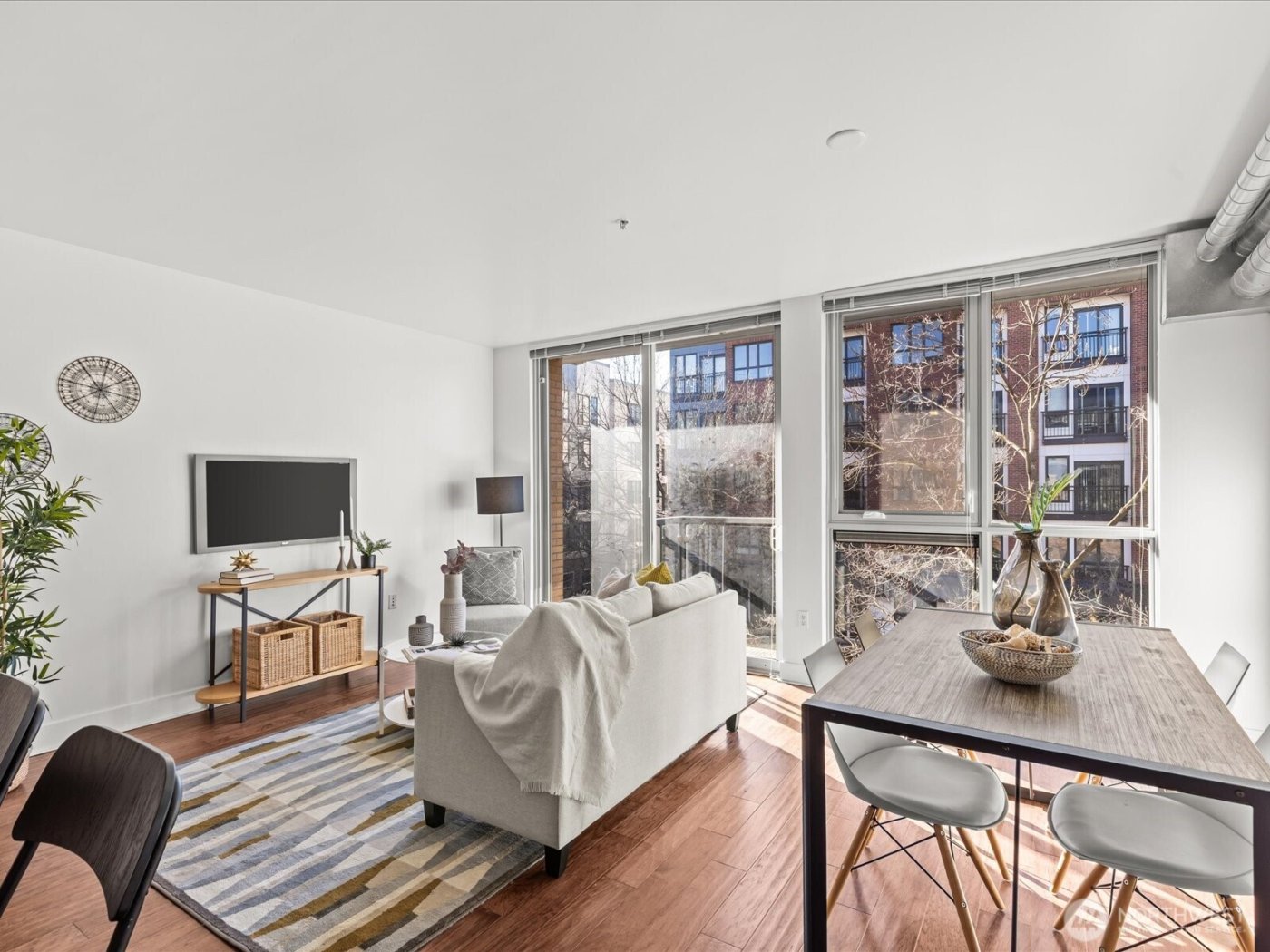 530 Broadway E #406, Seattle, WA 98102