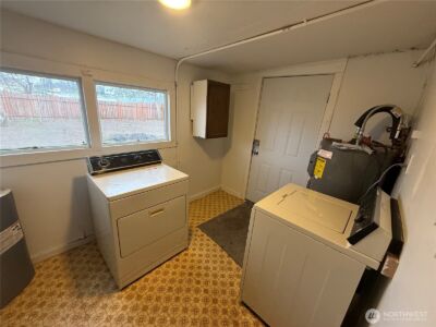 1212 W Moore Street , Walla Walla, WA 99362 - Photo 11