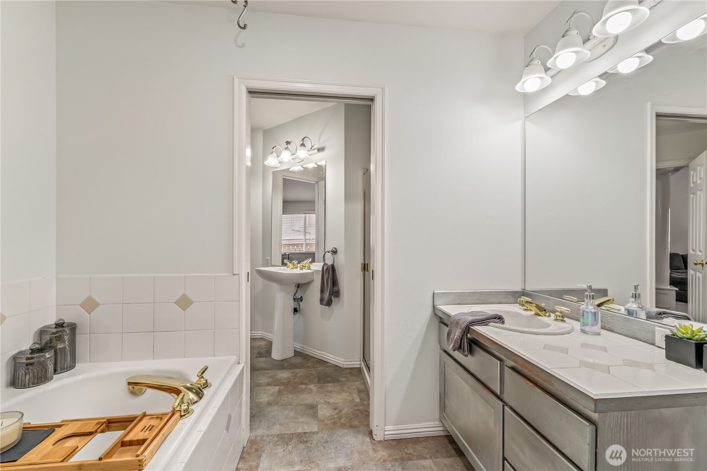 8221 53rd Avenue W #15C, Mukilteo, WA 98275