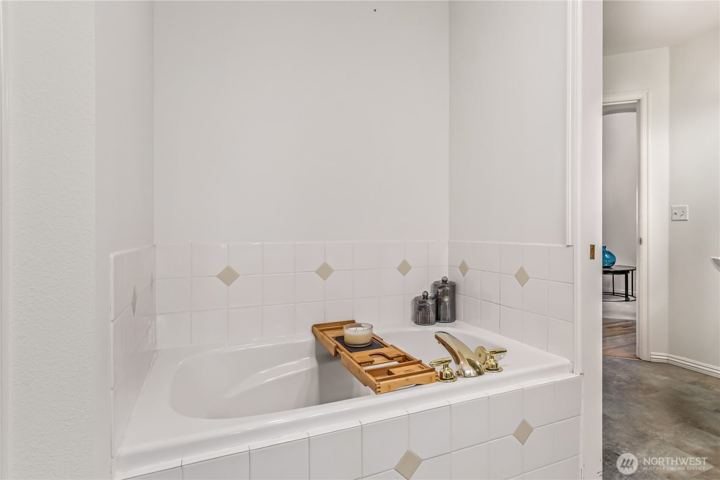 8221 53rd Avenue W #15C, Mukilteo, WA 98275