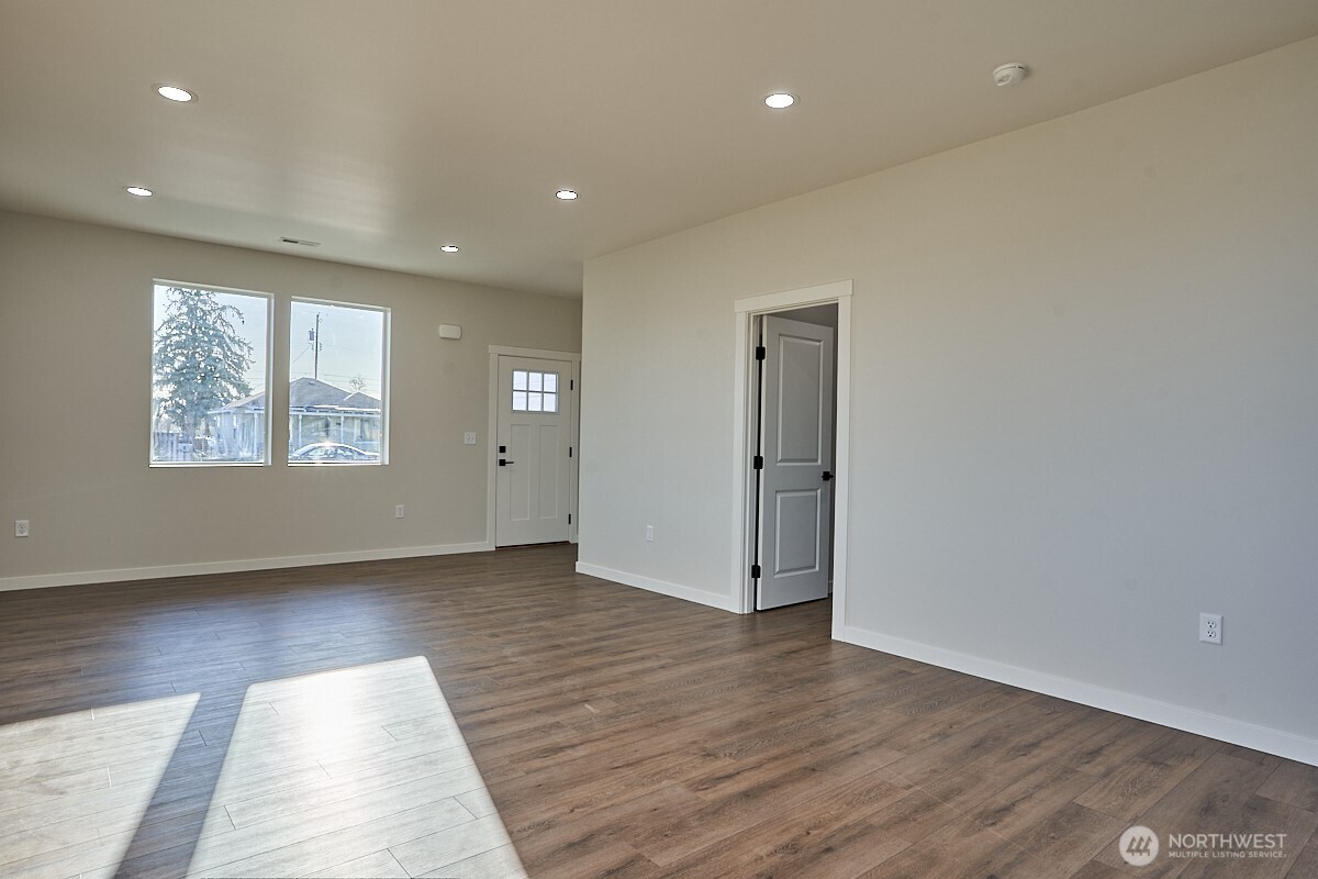 443 Partello Park , Grand Coulee, WA 99133