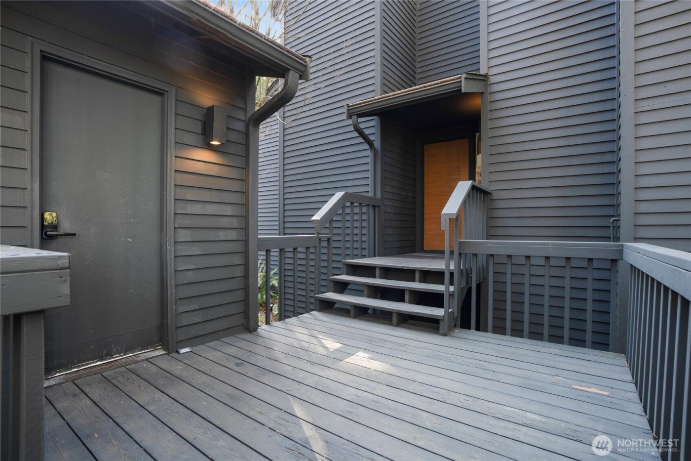 201 E Country Club Drive , Allyn, WA 98524