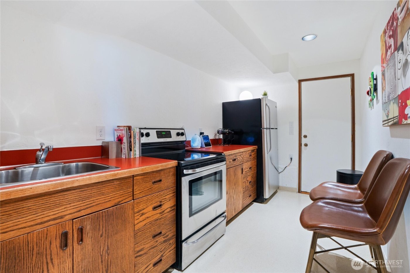 201 E Country Club Drive , Allyn, WA 98524