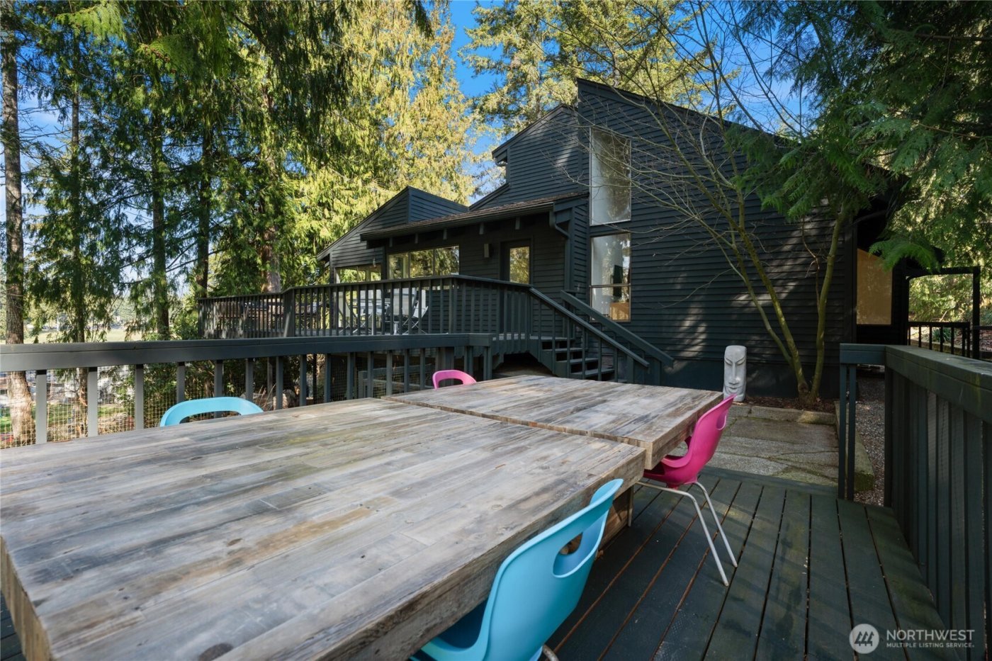 201 E Country Club Drive , Allyn, WA 98524