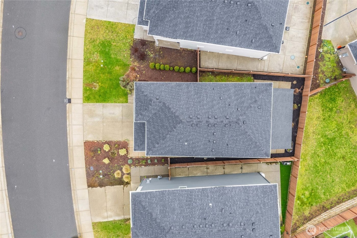 18785 Lipoma Place E, Puyallup, WA 98374