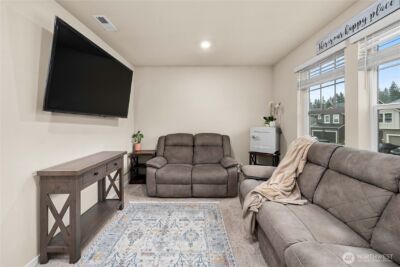 18785 Lipoma Place E, Puyallup, WA 98374 - Photo 10