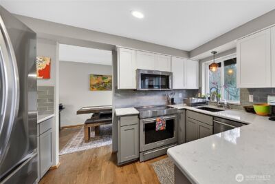 17427 Spruce Way , Lynnwood, WA 98037-7428 - Photo 14
