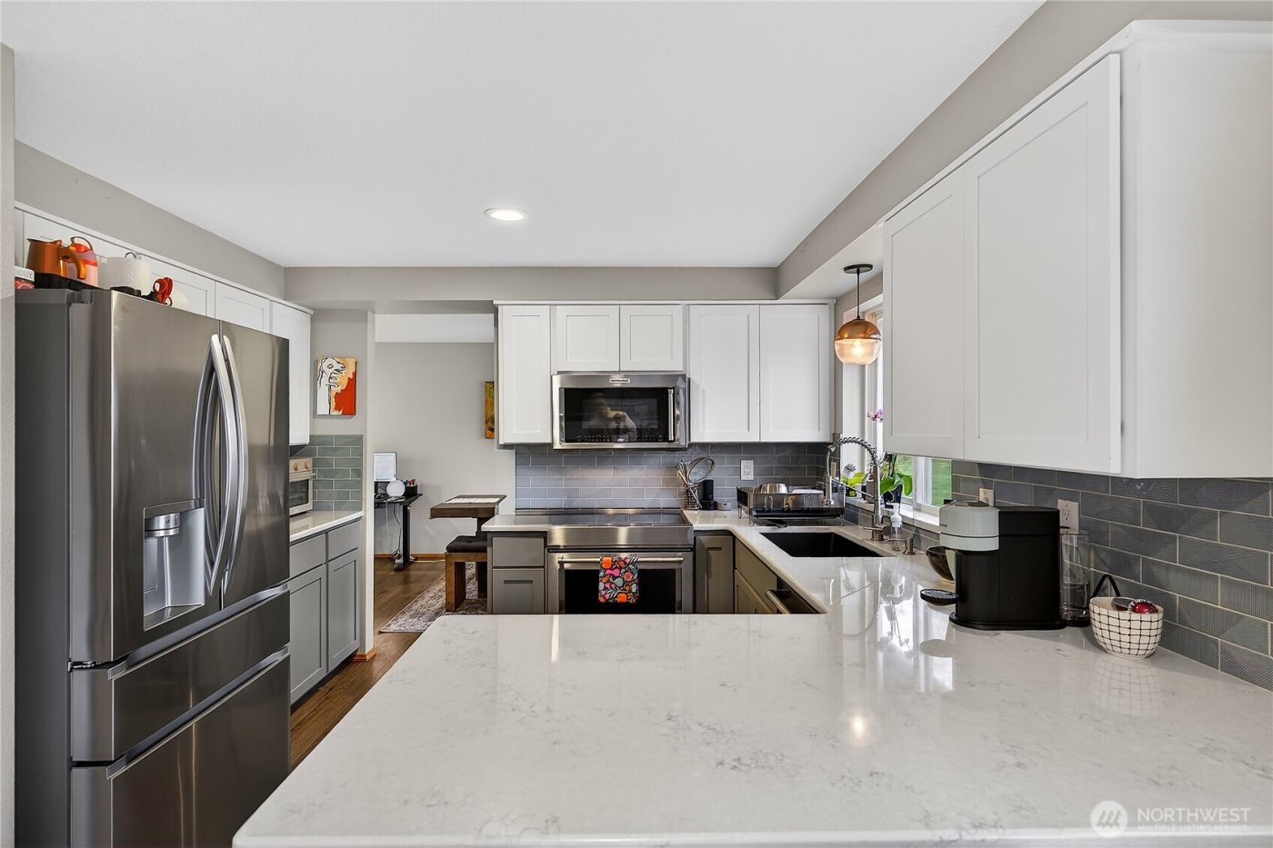 17427 Spruce Way , Lynnwood, WA 98037-7428