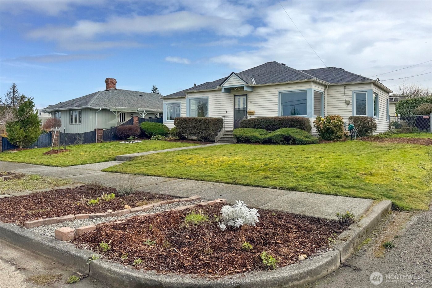 311 S Jones Street , Port Angeles, WA 98362