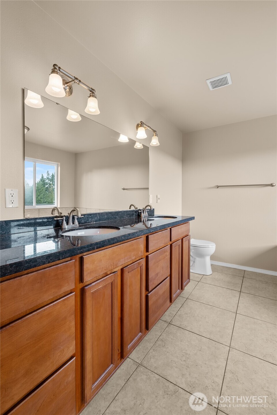 231 E Linda Vista Court , Union, WA 98592