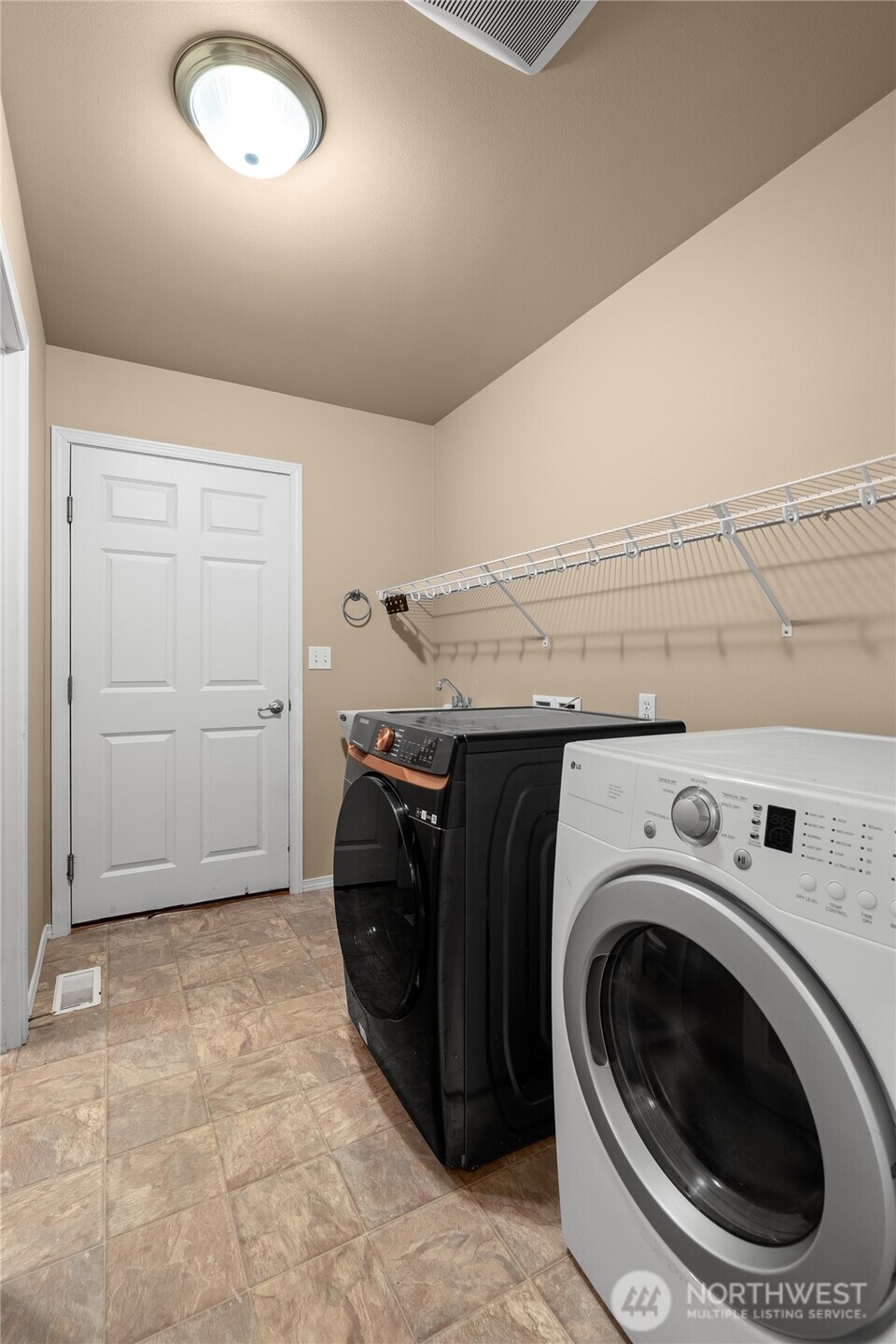 231 E Linda Vista Court , Union, WA 98592