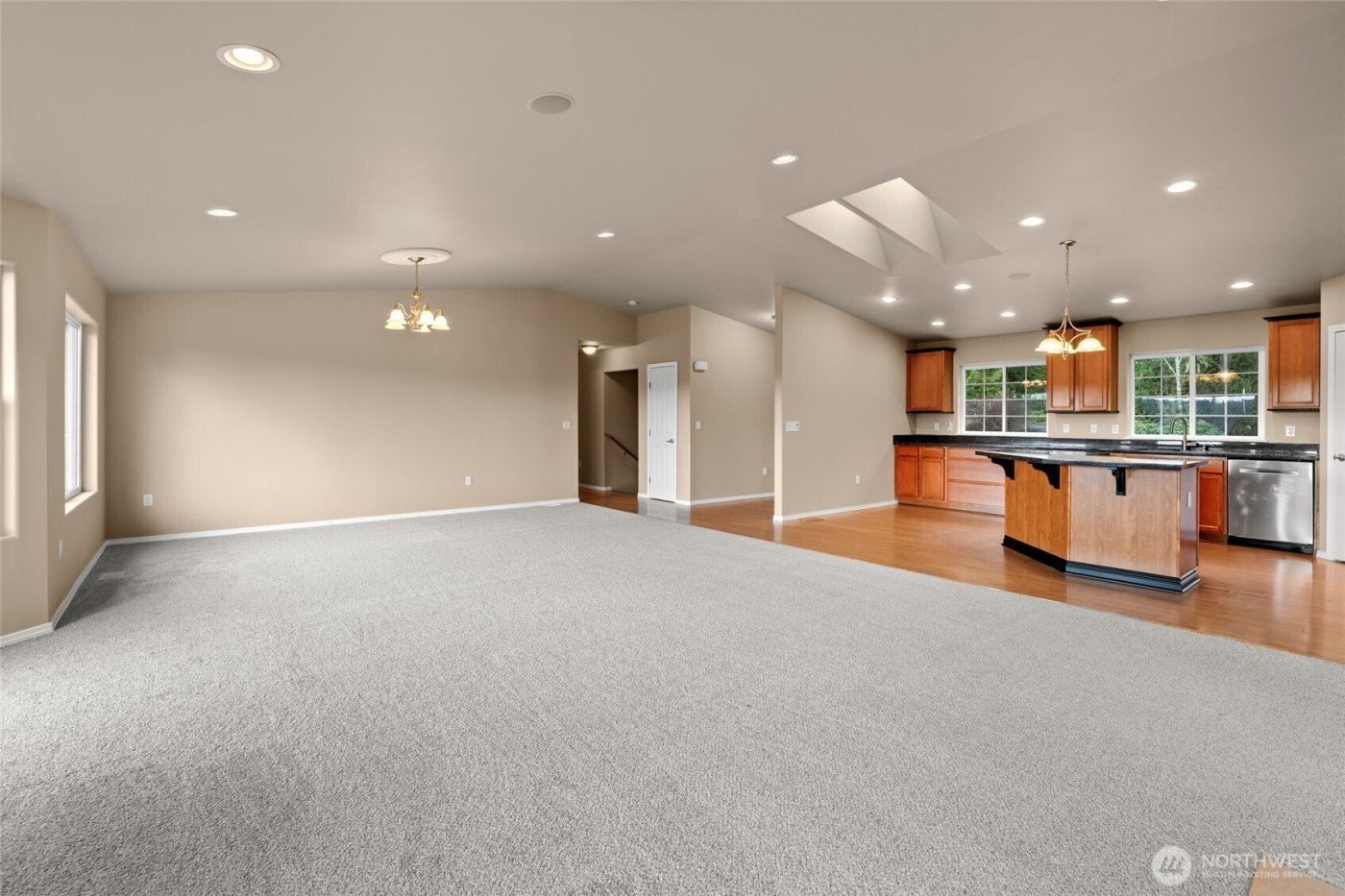 231 E Linda Vista Court , Union, WA 98592