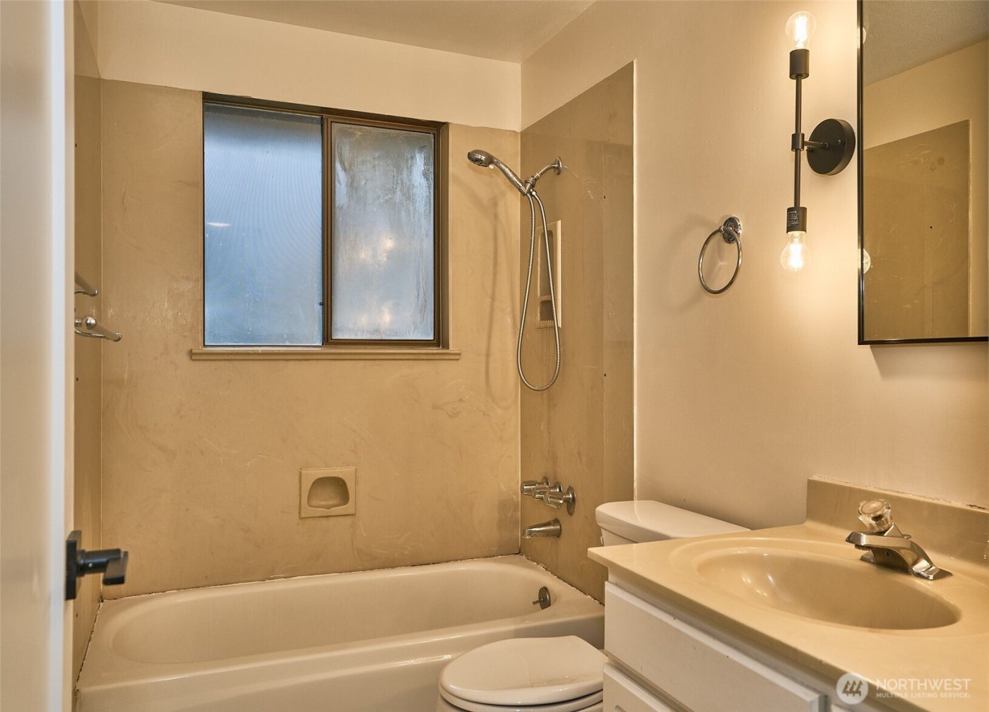 3316 S 369th Pl , Auburn, WA 98001