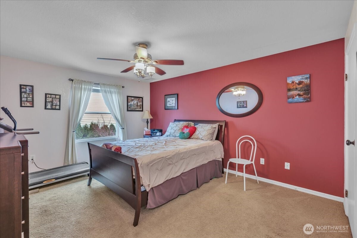 411 N Yakima Avenue , Tacoma, WA 98403