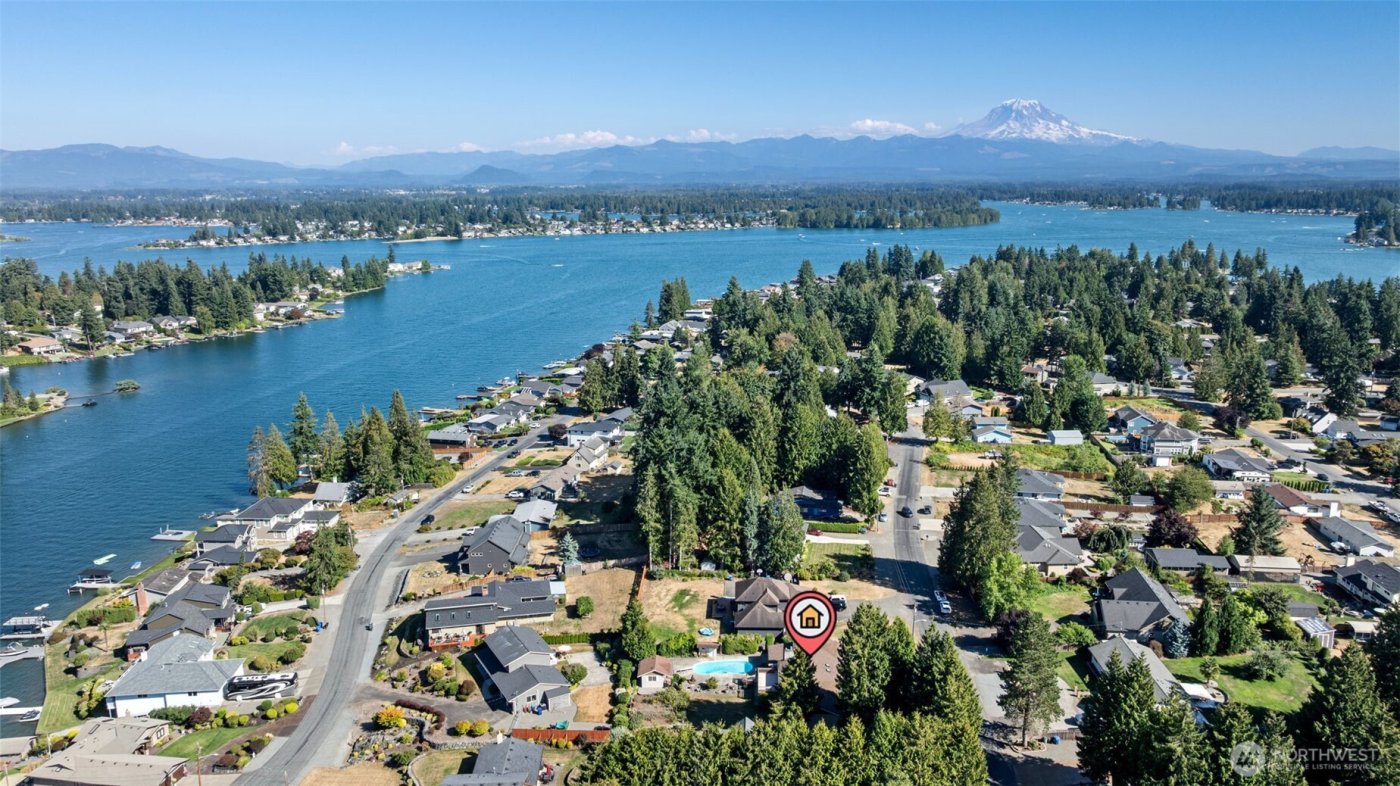 18107 25th Street Ct E, Lake Tapps, WA 98391