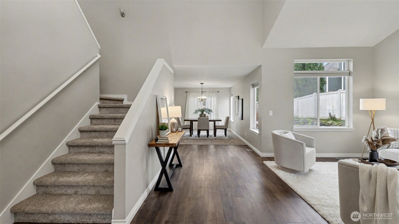 1909 Highpoint Street , Enumclaw, WA 98022