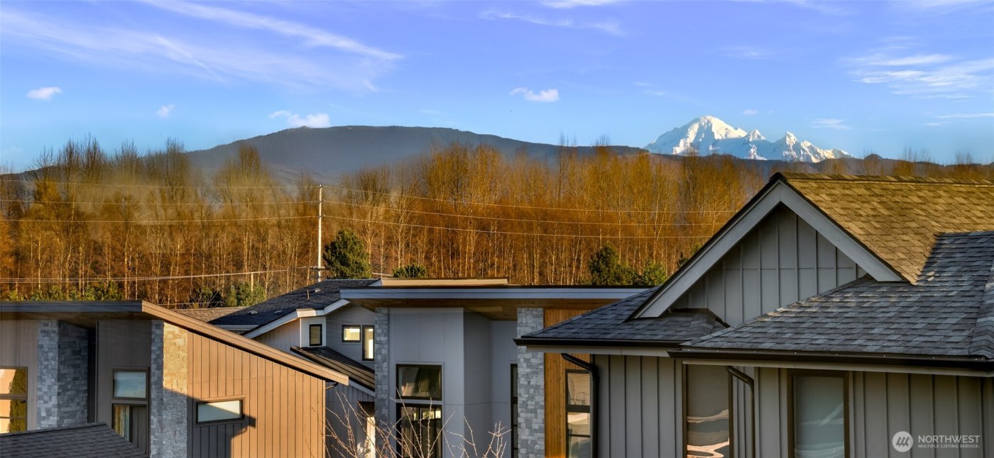 102 Riverwalk Drive , Lynden, WA 98264