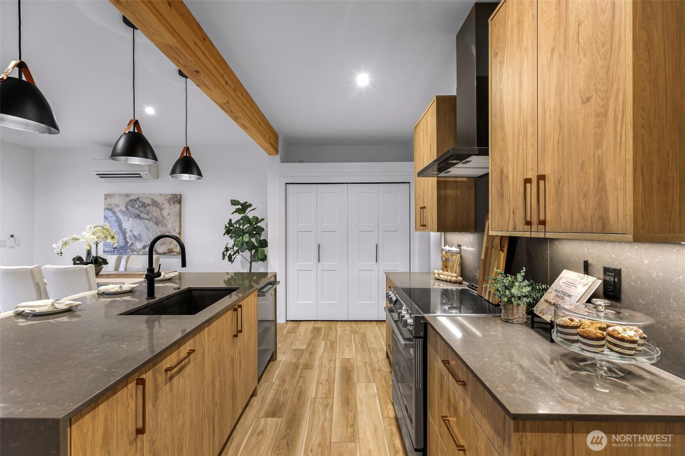 102 Riverwalk Drive , Lynden, WA 98264