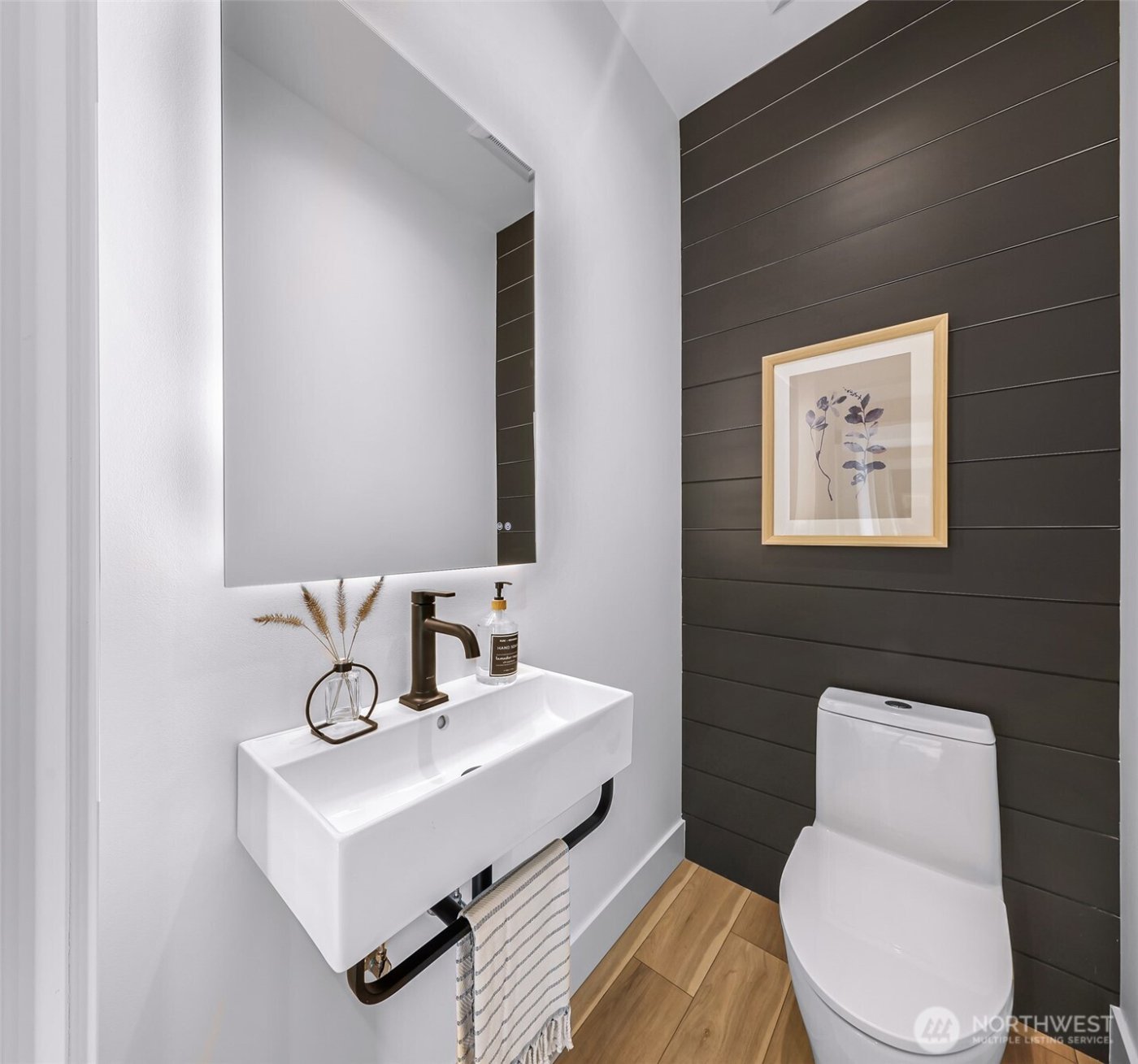 220 Skipping Stone Loop , Lynden, WA 98264