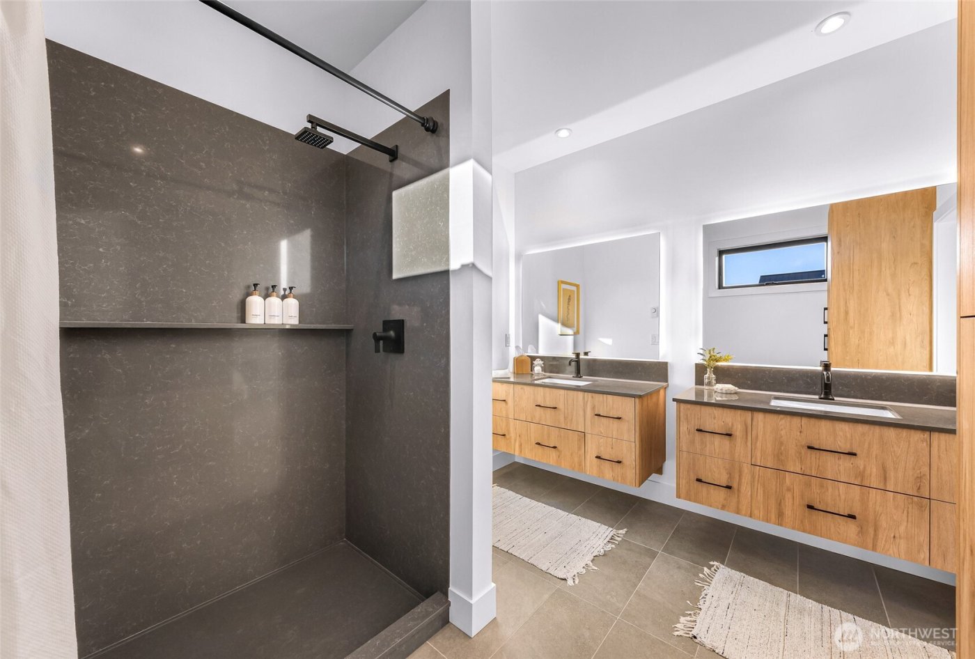 220 Skipping Stone Loop , Lynden, WA 98264