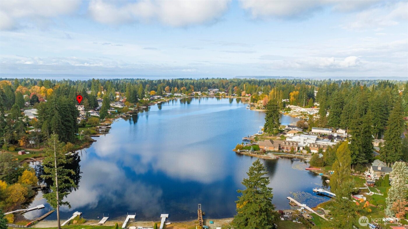 3821 Shelby Road , Lynnwood, WA 98087