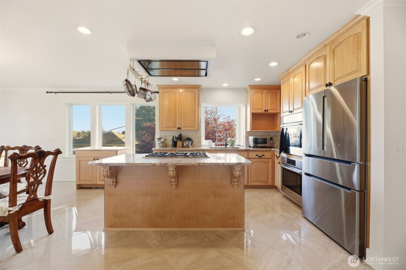 3821 Shelby Road , Lynnwood, WA 98087