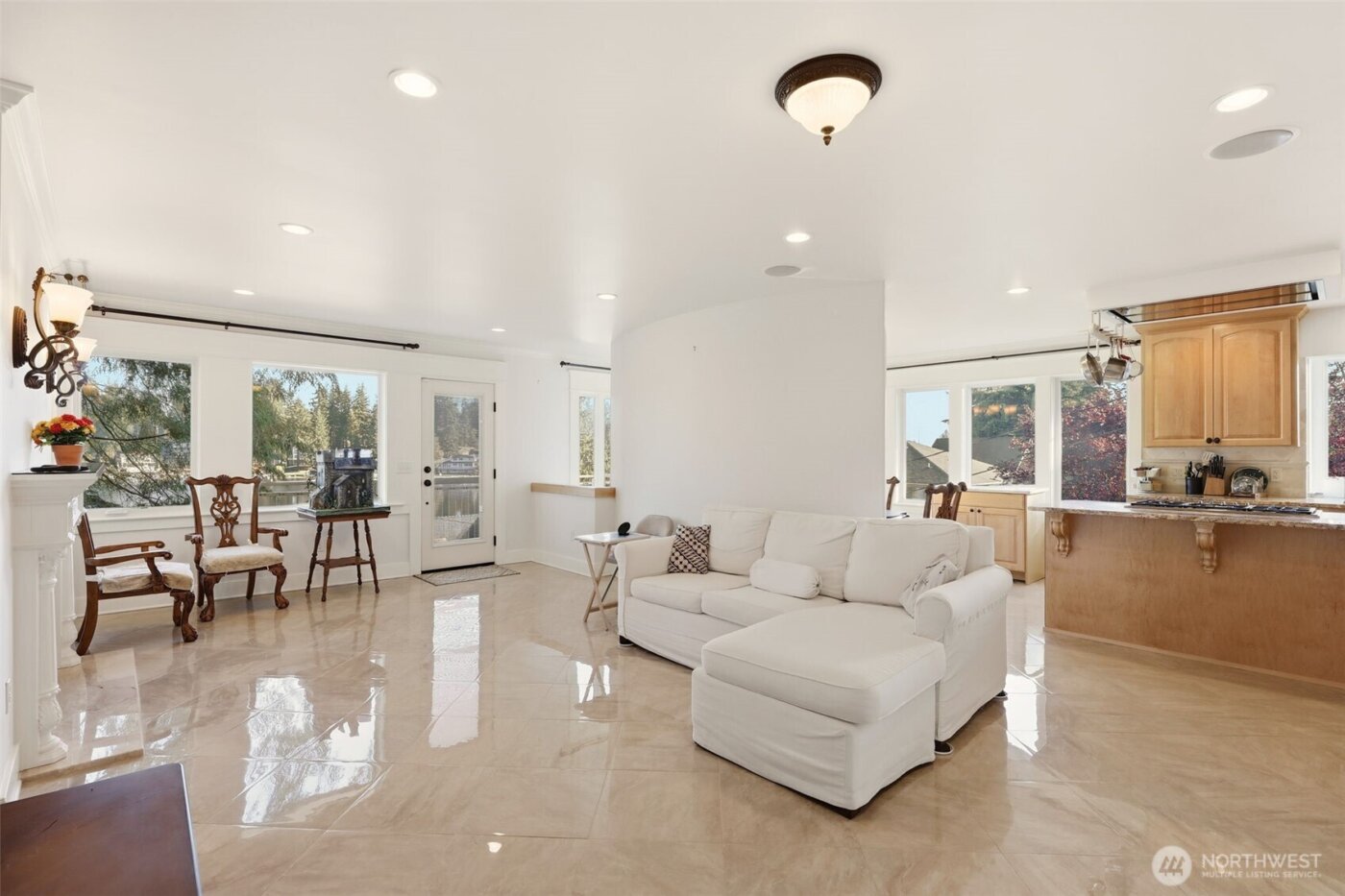 3821 Shelby Road , Lynnwood, WA 98087