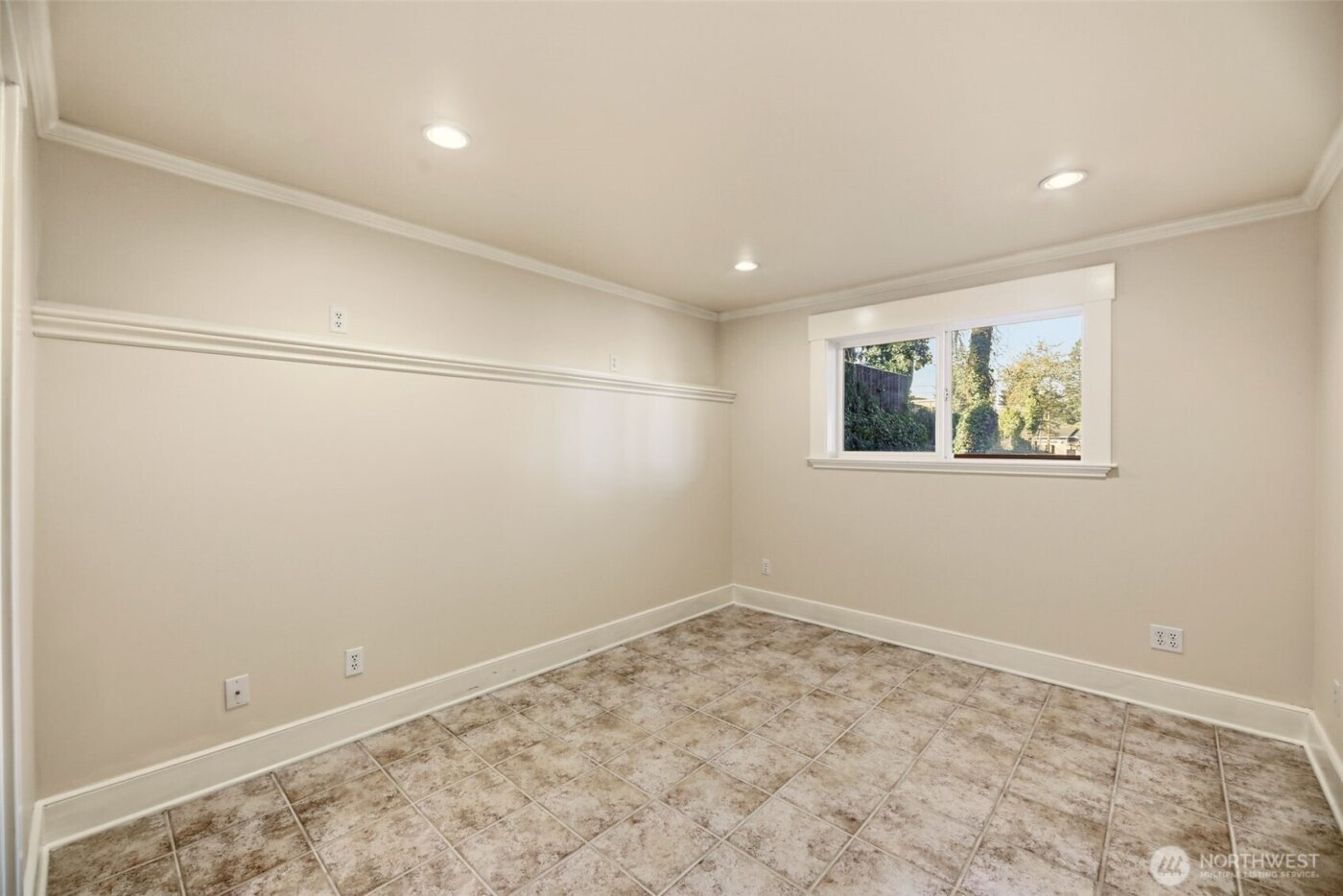 3821 Shelby Road , Lynnwood, WA 98087