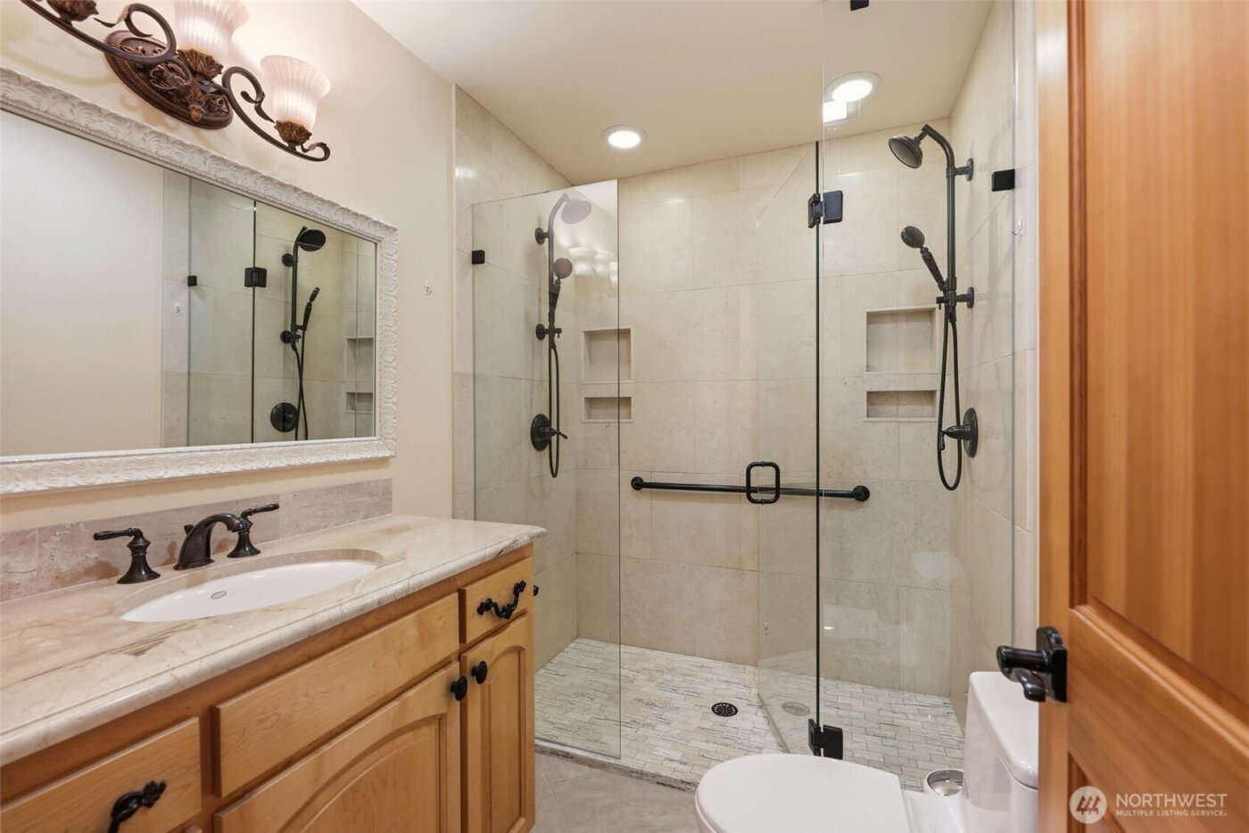 3821 Shelby Road , Lynnwood, WA 98087