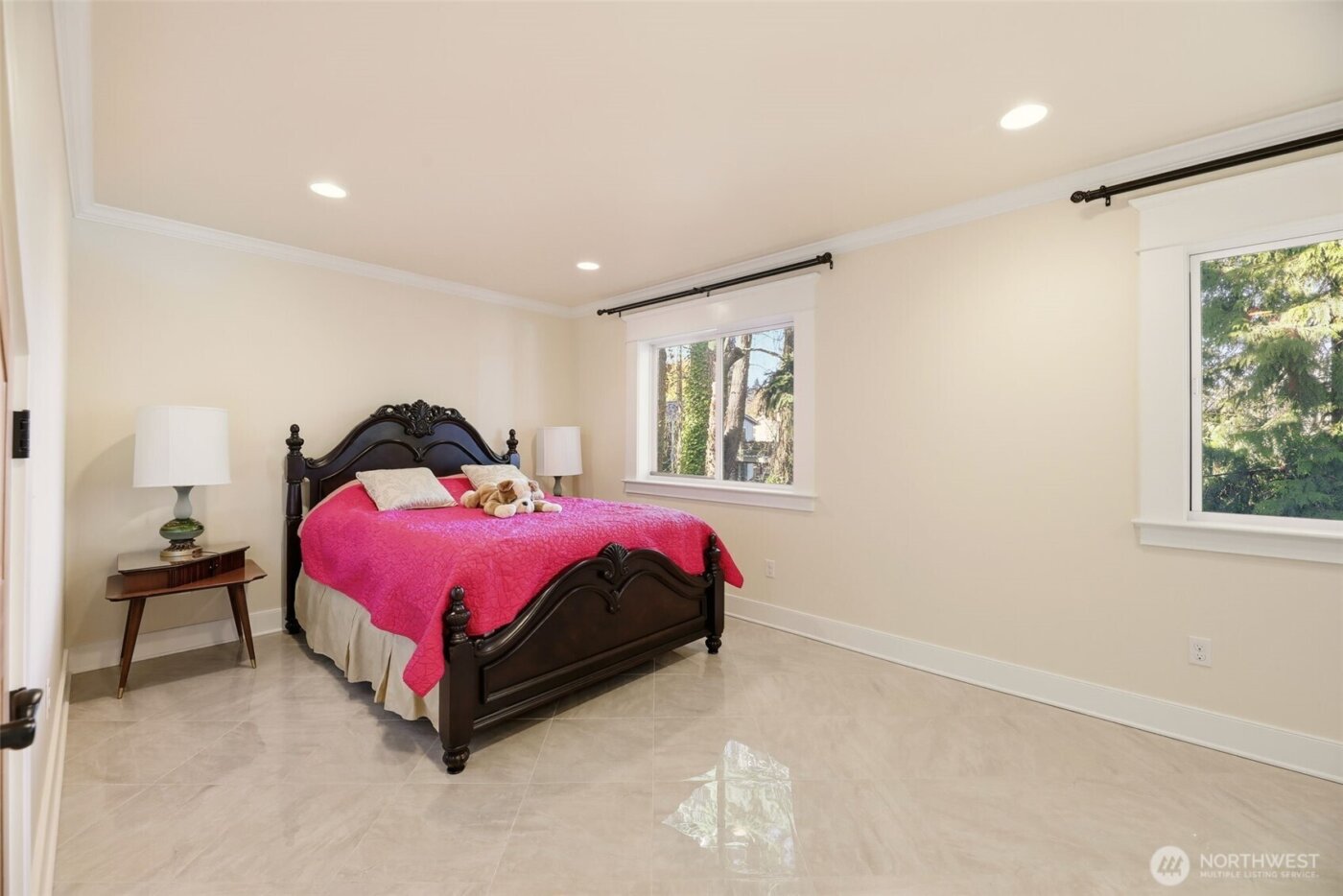 3821 Shelby Road , Lynnwood, WA 98087