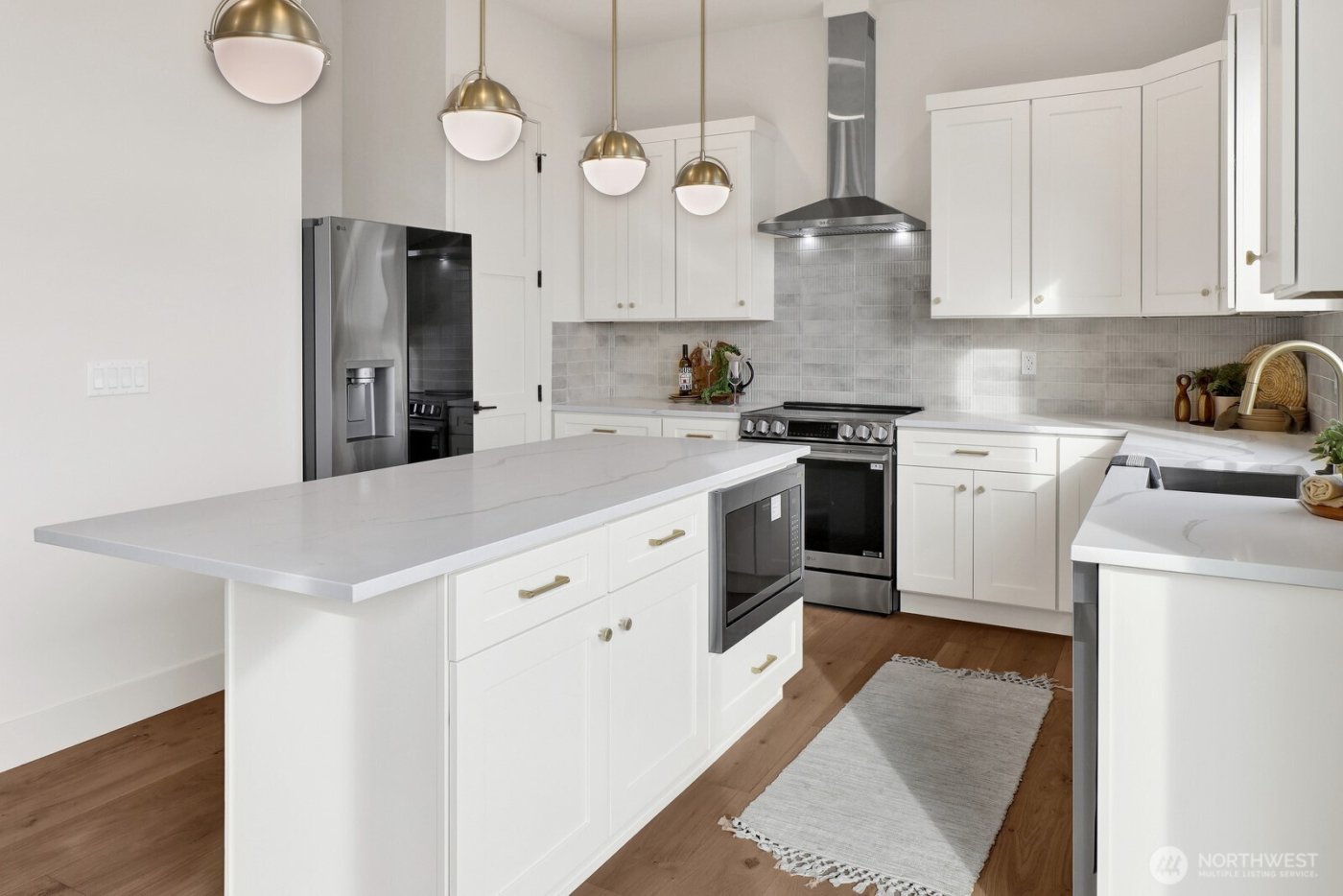 1030 Tinas Coma Drive , Burlington, WA 98233