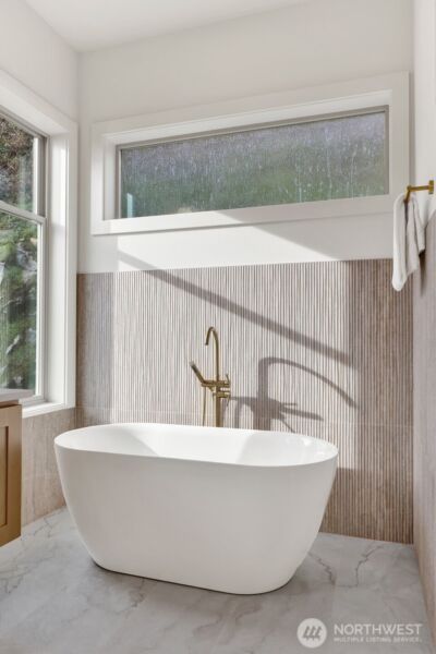 1030 Tinas Coma Drive , Burlington, WA 98233 - Photo 18