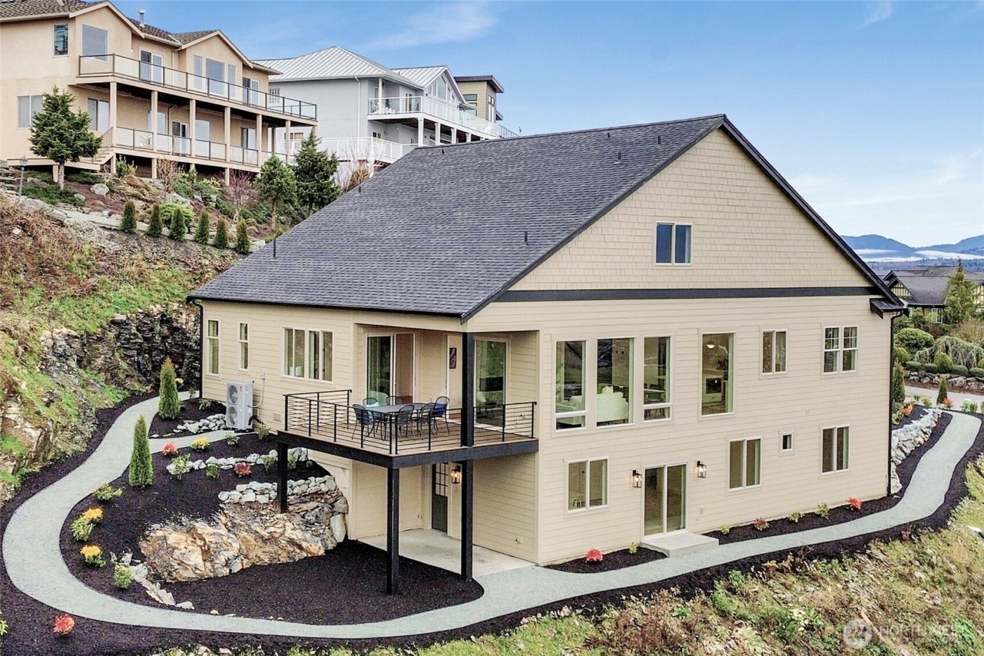 1030 Tinas Coma Drive , Burlington, WA 98233