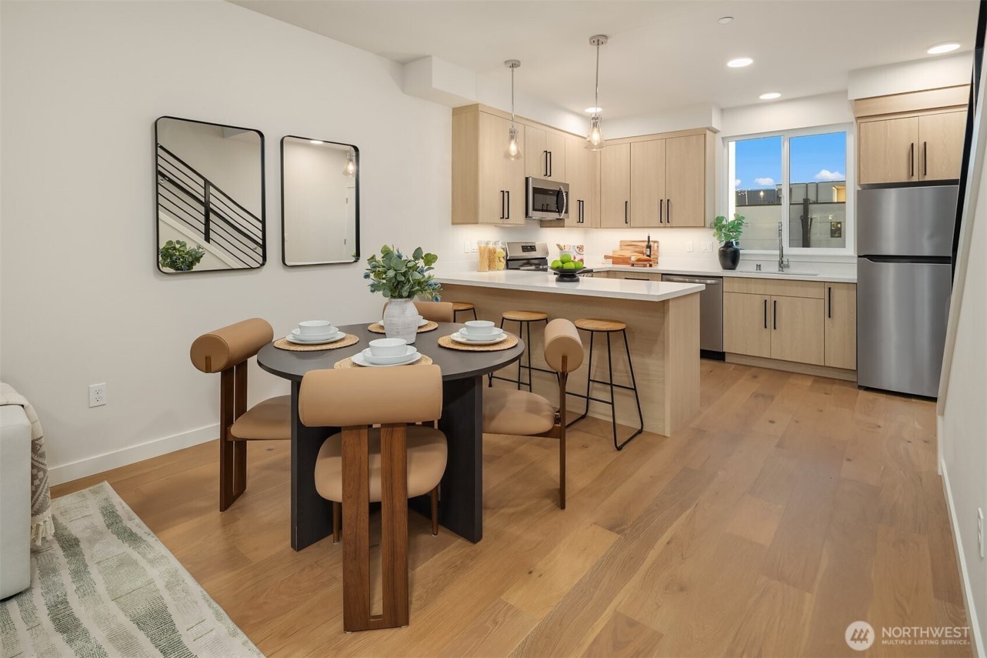 105 NW 39th Street #D, Seattle, WA 98107