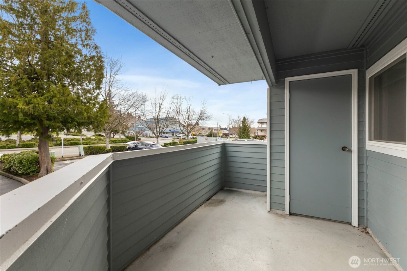 21925 7th Avenue S #101, Des Moines, WA 98198